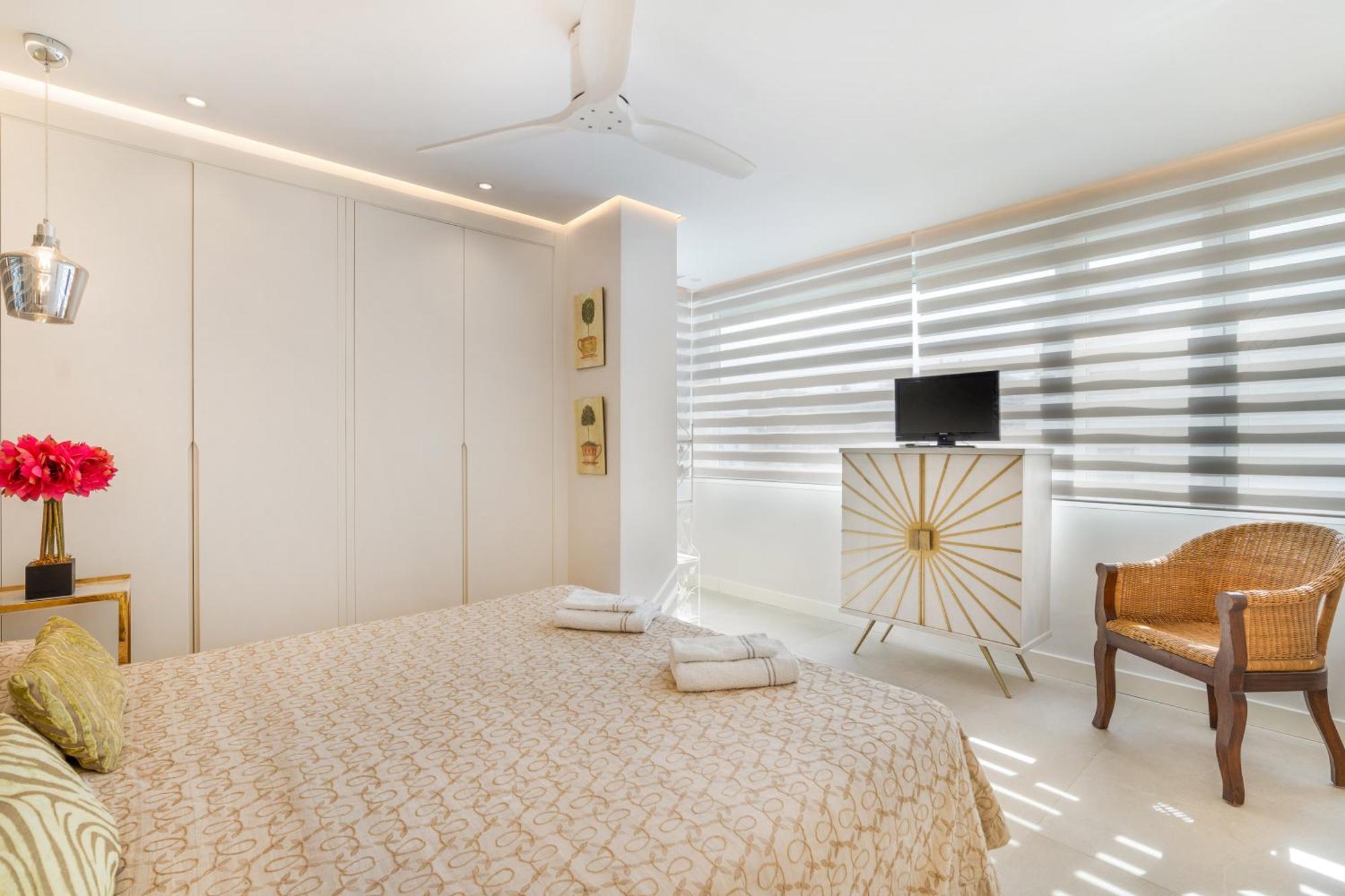 Elegant Marbella Beachside エクステリア 写真